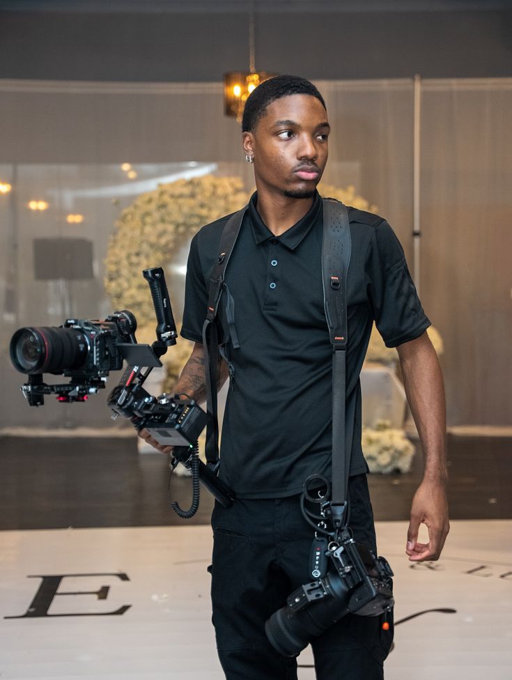 VAGA DE EMPREGO PARA VIDEOMAKER É ABERTA EM ANGOLA